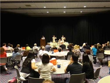 The Hunan Intangible Cultural Heritage Exhibition was grandly held in Paris, France